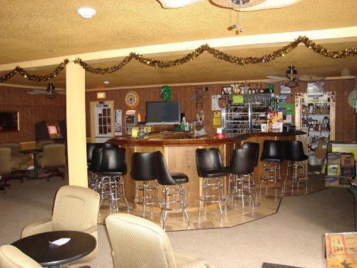 Days Inn By Wyndham West Branch Iowa City Area Esterno foto